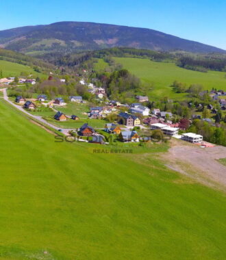 Prodej stavebního pozemku, 2.117 m², veškeré inženýrské sítě, Krkonoše