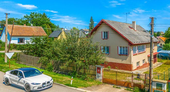 Prodej rodinného domu 350 m²,  pozemek 607 m², Netvořice – Benešov