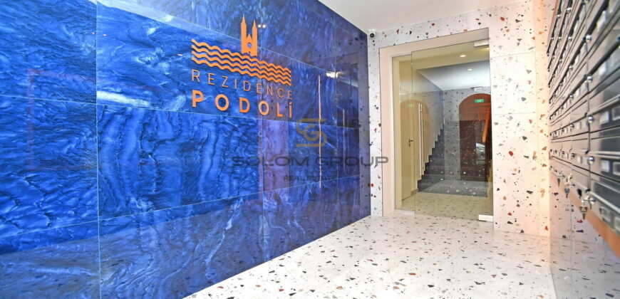 Pronájem bytu, 1+kk, 26 m2. Sklep. Po celkové rekonstrukci. Praha 4 – Podolí.