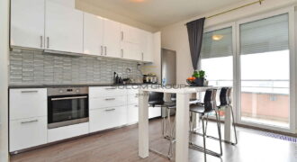 Pronájem bytu 1+kk/Balkon, 37 m², Praha – Letňany, novostavba, sklep