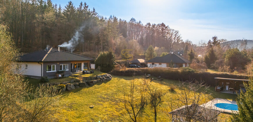 Prodej rodinného domu 4+kk, 155 m² s pozemkem 1713 m², Rabyně – Benešov