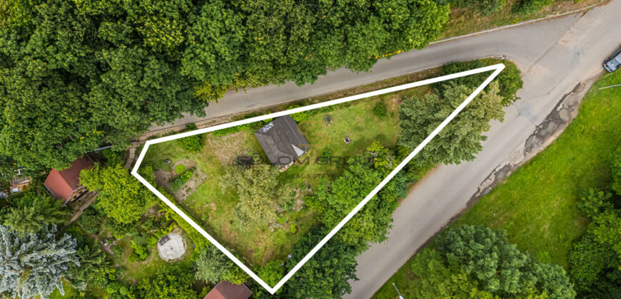 Prodej rohového pozemku, 431 m². Výborná dopravní dostupnost. Praha 9 – Hrdlořezy.