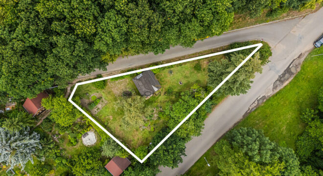 Prodej chaty, 1+kk, Hrdlořezy, pozemek o výměře 431 m²