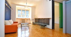 Pronájem bytu 3+kk, 98 m². Po úpravách. Výborná dopravní dostupnost. Sklep. Pankrác