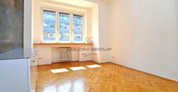 Pronájem bytu 3+kk, 98 m². Po úpravách. Výborná dopravní dostupnost. Sklep. Pankrác