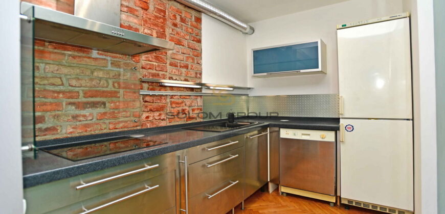 Pronájem bytu 3+kk, 98 m². Po úpravách. Výborná dopravní dostupnost. Sklep. Pankrác