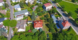 Pronájem dvougeneračního RD 6+2/Terasa (2x byt 3+kk) Po úpravách. Velká zahrada. Garáž. Kunratice