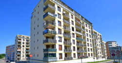 Pronájem bytu 4+kk/Terasa + Balkon, 130 m², parkovací stání, sklep. Po rekonstrukci. Kunratice