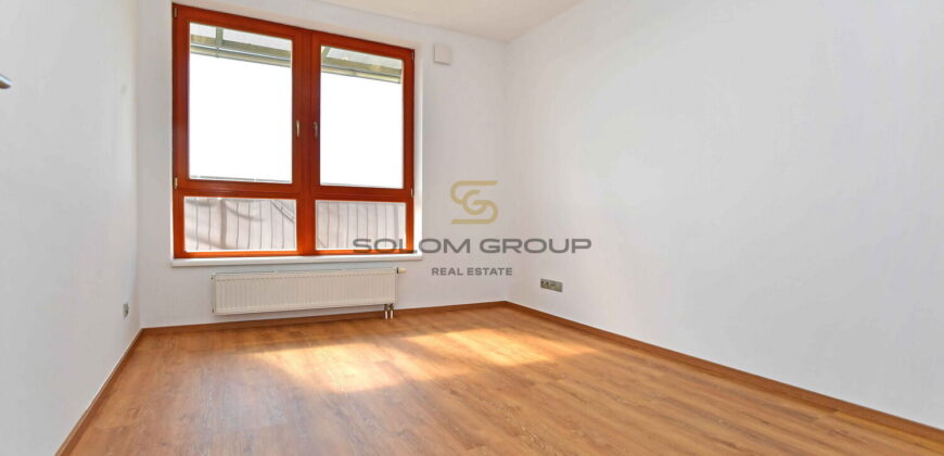 Pronájem bytu 4+kk/Terasa + Balkon, 130 m², parkovací stání, sklep. Po rekonstrukci. Kunratice