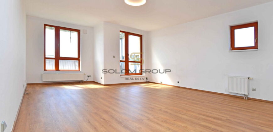 Pronájem bytu 4+kk/Terasa + Balkon, 130 m², parkovací stání, sklep. Po rekonstrukci. Kunratice