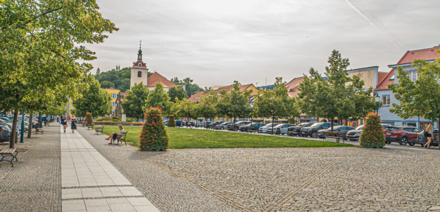 Prodej NOVÉHO rohového bytu 2+kk/2x Terasa, 80 m², 2x parkovací stání, sklep. Novostavba. Beroun