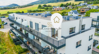 Prodej NOVÉHO rohového bytu 2+kk/2x terasa (80m²) + 2 parkovací stání a sklep. Novostavba, Beroun.