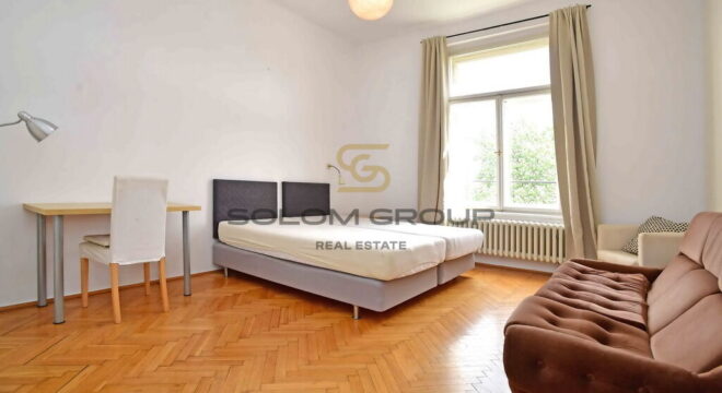 Pronájem bytu 3+1, 80 m². Po úpravách. Výborná dopravní dostupnost 2 min. chůzí Metro A, Vinohrady