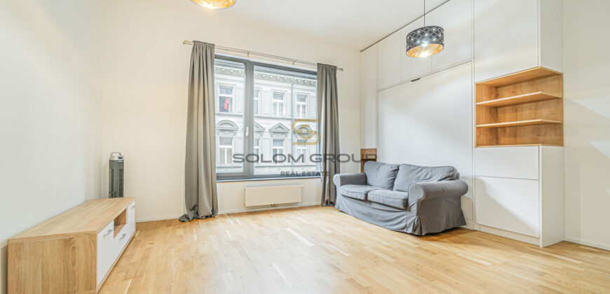 Pronájem 1kk, 30 m2, Praha 5 – Smíchov, Grafická, novostavba, zařízeno