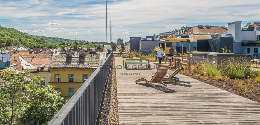 Pronájem 1kk, 30 m2, Praha 5 – Smíchov, Grafická, novostavba, zařízeno