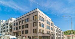 Pronájem 1kk, 30 m2, Praha 5 – Smíchov, Grafická, novostavba, zařízeno