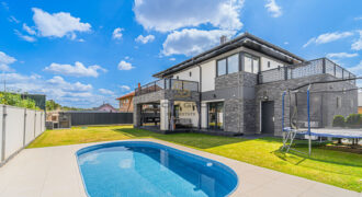 Prodej rodinného domu 6+kk, 246 m2 s pozemkem 683 m2, Zeměchy – Kralupy nad Vltavou