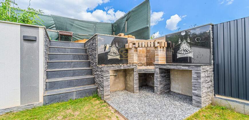 Prodej rodinného domu 6+kk, 246 m2 s pozemkem 683 m2, Zeměchy – Kralupy nad Vltavou