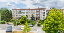 Byt 4+1/Lodžie, 93 m². Po úpravách. Sklep. Výborná dopravní dostupnost. Hlubočepy