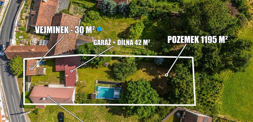 Prodej rekreačního domu 3+kk + dům pro hosty + garáž + bazén + pozemek o výměře 1.195 m². Velký Bor.
