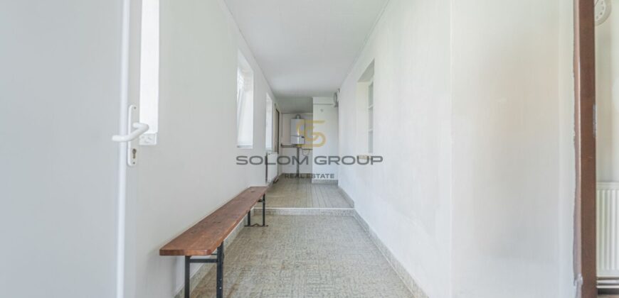 Prodej rekreačního domu 3+kk + dům pro hosty + garáž + bazén + pozemek o výměře 1.195 m². Velký Bor.