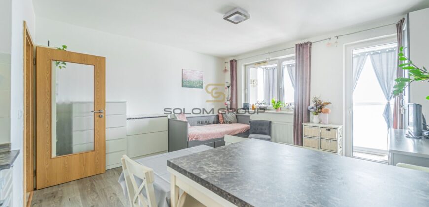 Prodej bytu 1+kk/L, 39 m², OV, V Dolině, Praha 10 – Michle