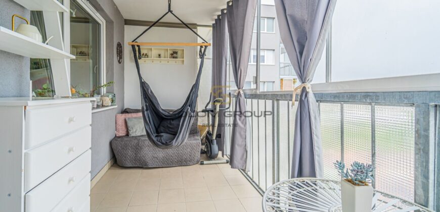 Prodej bytu 1+kk/L, 39 m², OV, V Dolině, Praha 10 – Michle