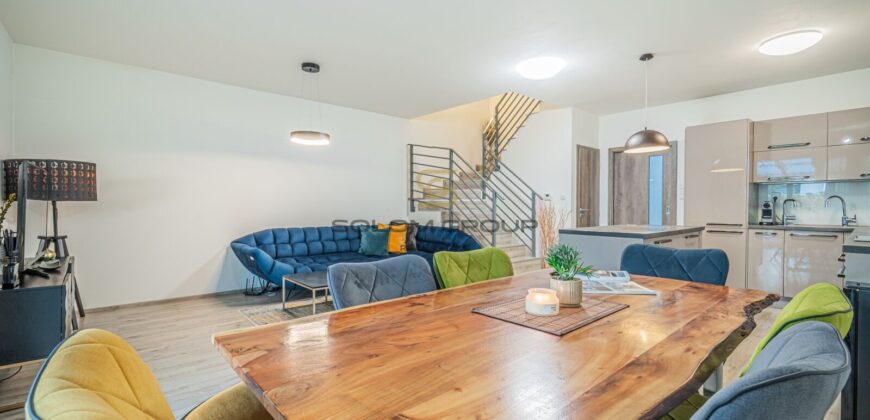 Prodej rodinného domu 5+kk, 110 m², pozemek 256 m², Zlonín, Praha – východ