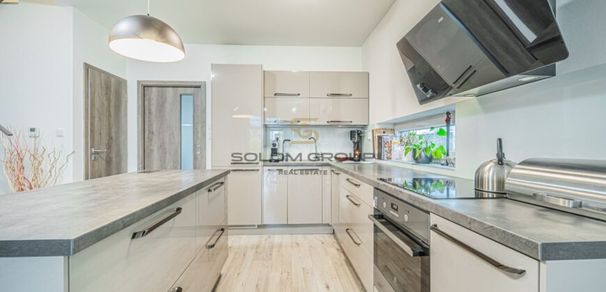 Prodej rodinného domu 5+kk, 110 m², pozemek 256 m², Zlonín, Praha – východ