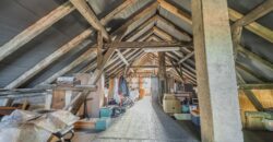 Prodej RD, 5+2, pozemek o výměře 10.070 m², 6x parkovací stání, možnost půdní vestavby. Chotilsko