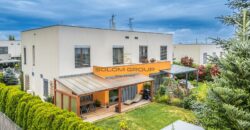 Prodej RD 4+kk, 138m²/terasa, garáž, tepel. čerpadlo, rekuperace, pozemek 415m² – Sedlec u Líbeznice