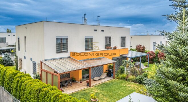 Prodej RD 4+kk, 138m²/terasa, garáž, tepel. čerpadlo, rekuperace, pozemek 415m² – Sedlec u Líbeznice