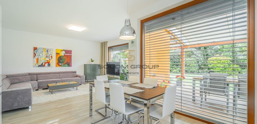 Prodej RD 4+kk, 138m²/terasa, garáž, tepel. čerpadlo, rekuperace, pozemek 415m² – Sedlec u Líbeznice