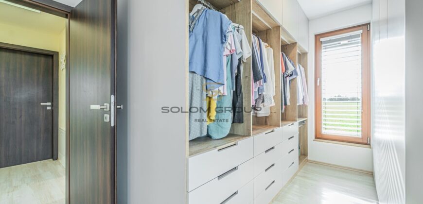 Prodej RD 4+kk, 138m²/terasa, garáž, tepel. čerpadlo, rekuperace, pozemek 415m² – Sedlec u Líbeznice