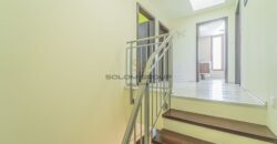 Prodej RD 4+kk, 138m²/terasa, garáž, tepel. čerpadlo, rekuperace, pozemek 415m² – Sedlec u Líbeznice