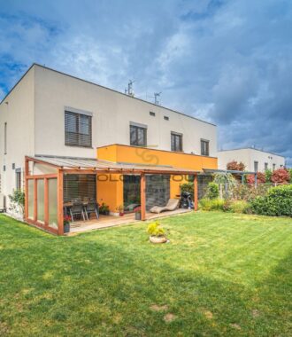 Prodej rodinného domu 4+kk, 138m² / terasa, Sedlec u Líbeznic, pozemek 415m², garáž