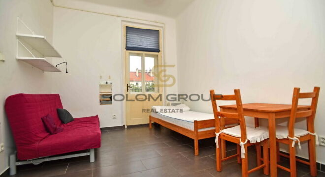 Pronájem bytu 1+kk/Balkon, 25 m2. Výborná dopravní dostupnost 2 min. chůzí Metro A, Vinohrady