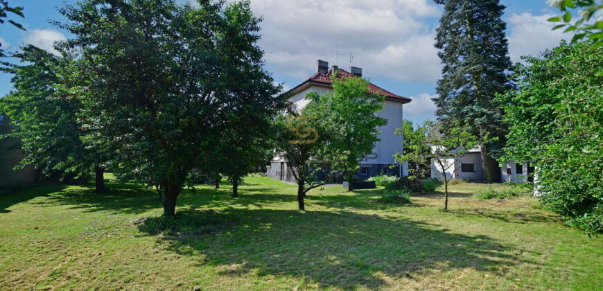 Pronájem bytu 3+kk/Terasa, 75 m², 2x parkovací stání, sklep. Po úpravách. Kunratice