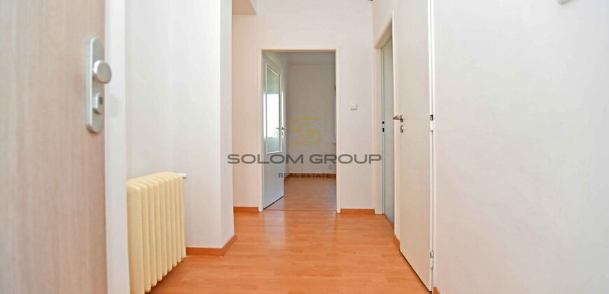 Pronájem bytu 3+kk, 77 m², 2x parkovací stání, sklep. Po úpravách. Kunratice