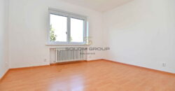 Pronájem bytu 3+kk, 77 m², 2x parkovací stání, sklep. Po úpravách. Kunratice