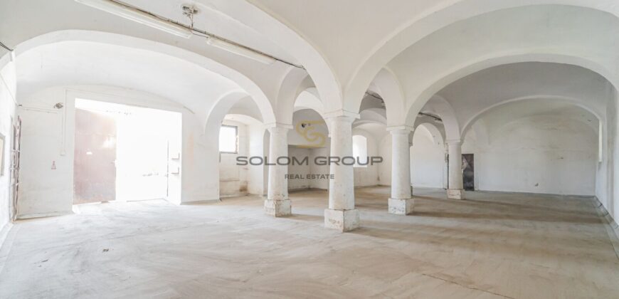 Pronájem komerčního prostoru, 135 m2, Libeň –  Dolní Břežany