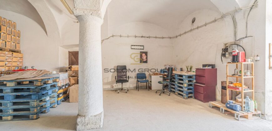 Pronájem komerčního prostoru, 90 m2, Libeň –  Dolní Břežany