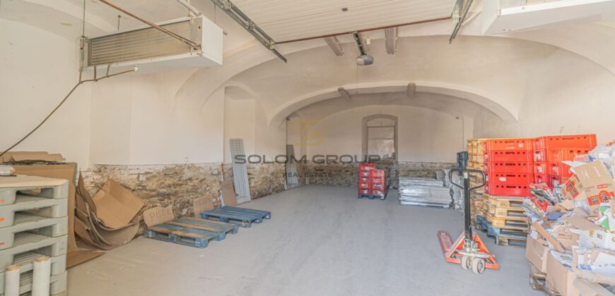 Pronájem komerčního prostoru, 130 m2, Libeň –  Dolní Břežany
