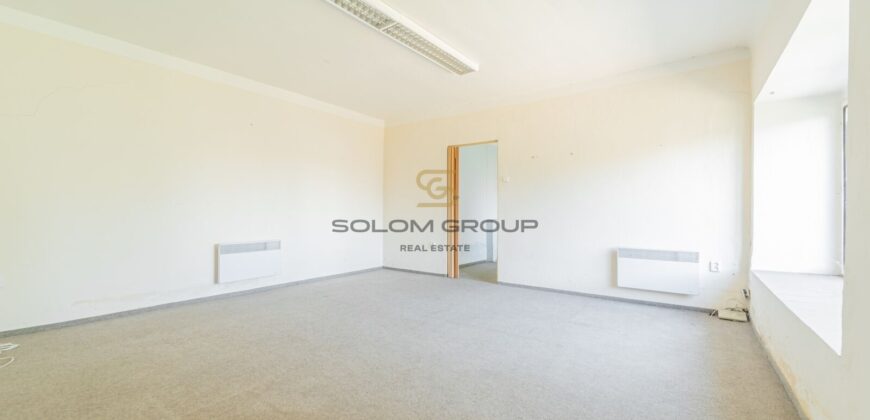 Pronájem komerčního prostoru, 130 m2, Libeň –  Dolní Břežany