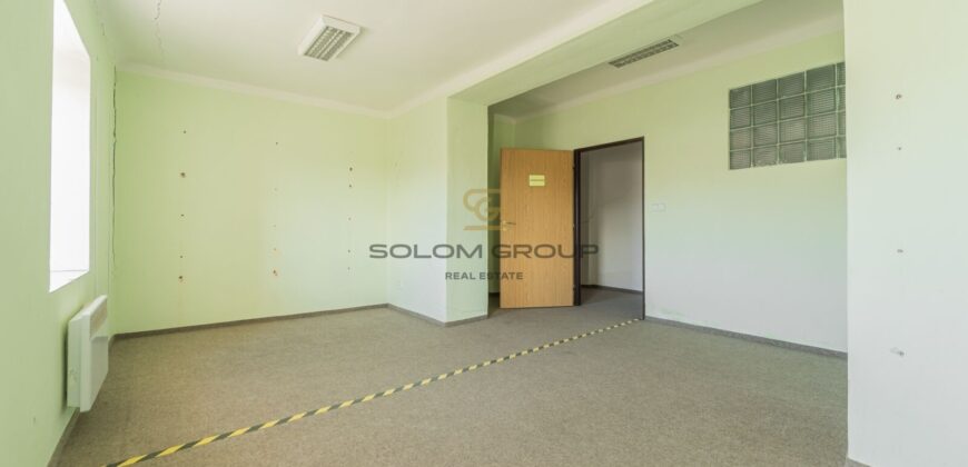 Pronájem komerčního prostoru, 130 m2, Libeň –  Dolní Břežany