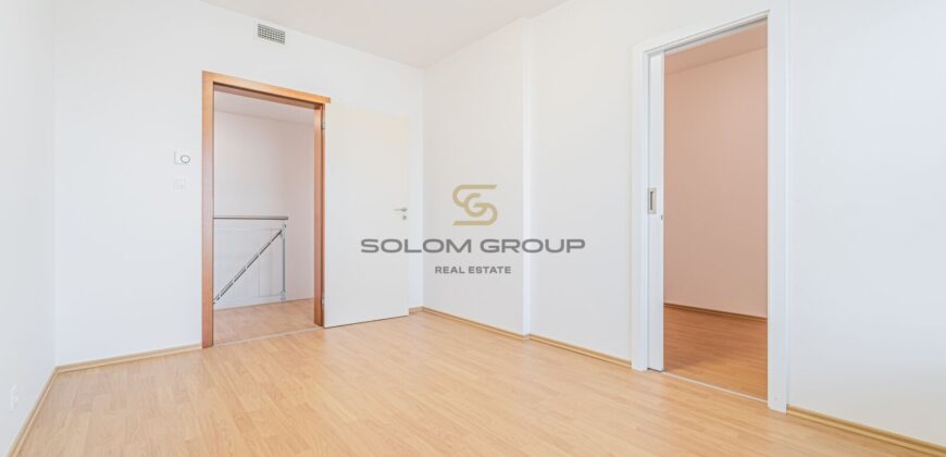 Prodej rodinného domu 5+kk, 132,7 m², Sedlec u Líbeznic, pozemek 425 m², bazén