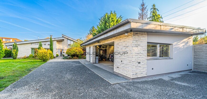 Prodej komplexu dvou rodinných domů, Rudná u Prahy