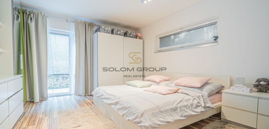 Prodej komplexu dvou rodinných domů, Rudná u Prahy