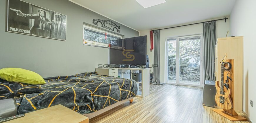 Prodej komplexu dvou rodinných domů, Rudná u Prahy