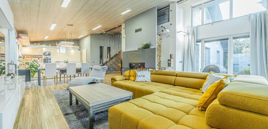 Prodej komplexu dvou rodinných domů, Rudná u Prahy